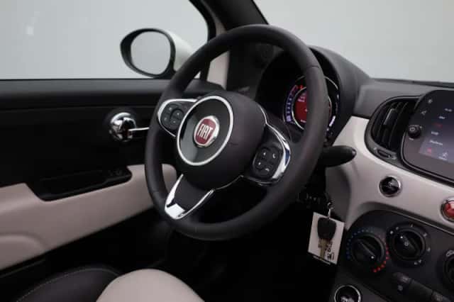 Fiat 500C (2021) thumbnail 9