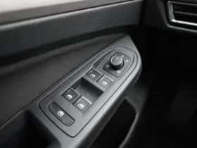 Volkswagen Golf thumbnail 21