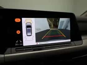 Volkswagen Golf thumbnail 23