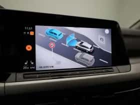 Volkswagen Golf thumbnail 24