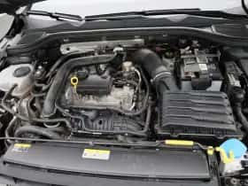 Volkswagen Golf thumbnail 39