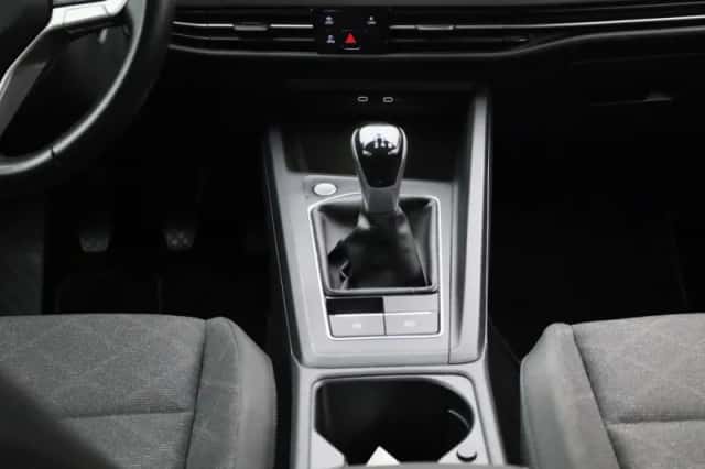 Volkswagen Golf (2021) thumbnail 10