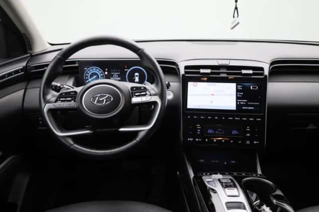 Hyundai Tucson (2021) thumbnail 3