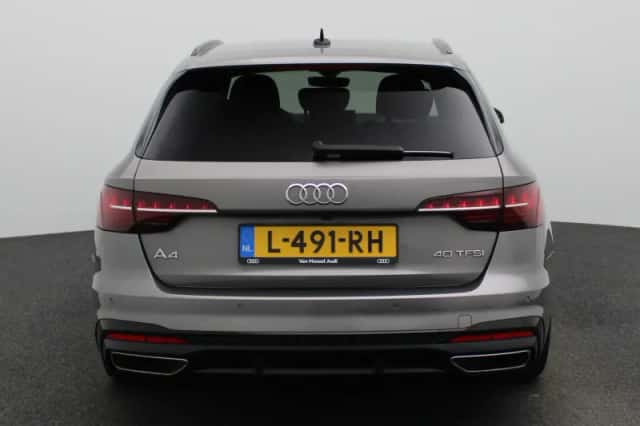 Audi A4 (2021) thumbnail 6