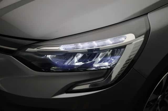 Renault Clio (2023) thumbnail 16