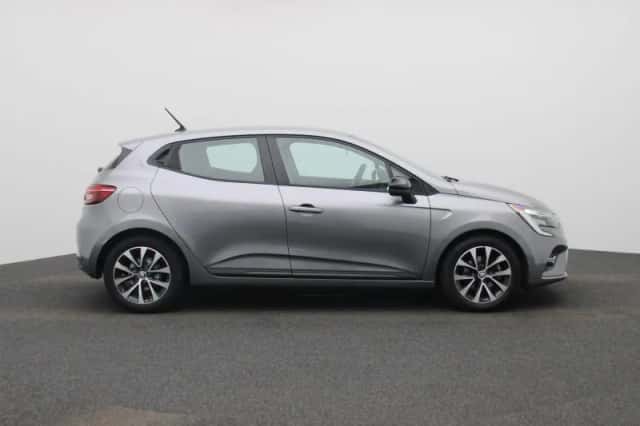 Renault Clio (2023) thumbnail 8