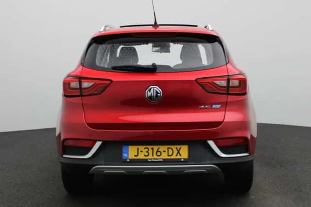 MG ZS EV (2020) thumbnail 6