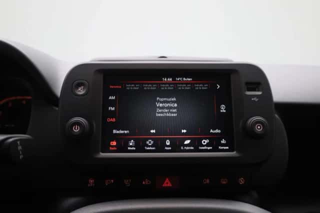 Fiat Panda (2022) thumbnail 17