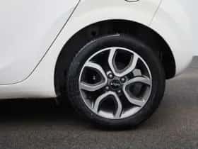 Kia Picanto (2022) thumbnail 14