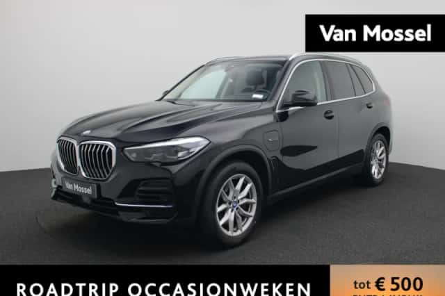 BMW X5 (2022) thumbnail 1