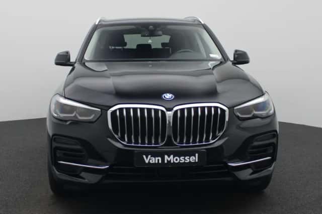 BMW X5 (2022) thumbnail 5
