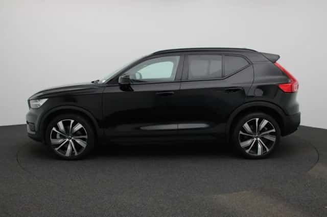 Volvo XC40 (2021) thumbnail 5