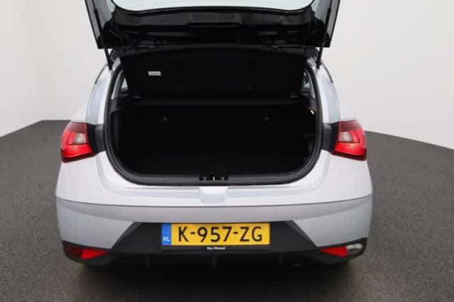 Hyundai i20 (2021) thumbnail 11