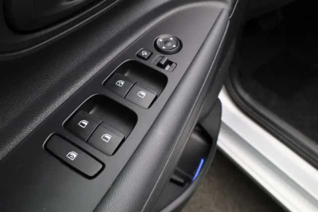 Hyundai i20 (2021) thumbnail 28