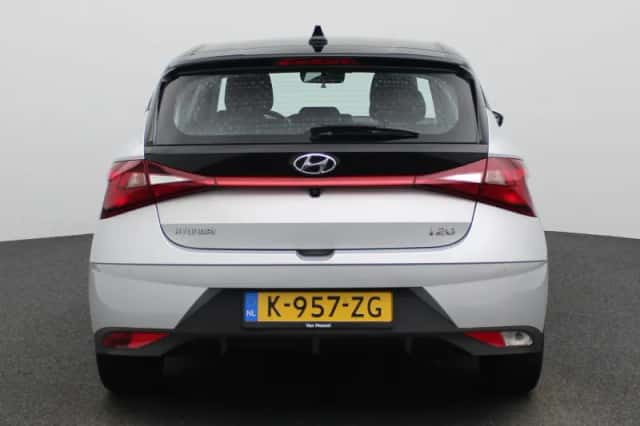 Hyundai i20 (2021) thumbnail 5