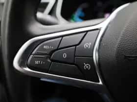 Renault Clio thumbnail 17