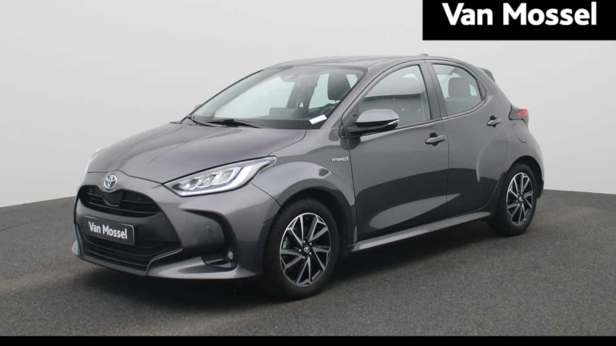 Toyota Yaris (2021) — foto 1
