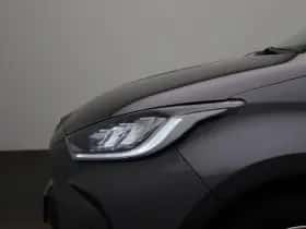 Toyota Yaris (2021) thumbnail 16