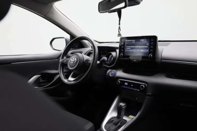 Toyota Yaris (2021) thumbnail 34