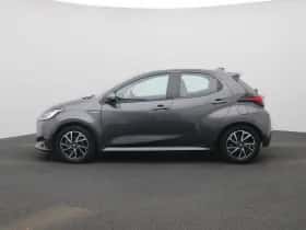 Toyota Yaris (2021) thumbnail 6