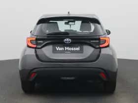 Toyota Yaris (2021) thumbnail 7
