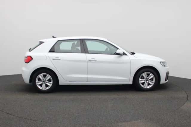 Audi A1 (2022) thumbnail 8