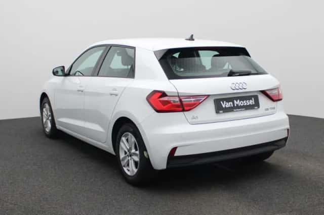 Audi A1 (2022) thumbnail 4