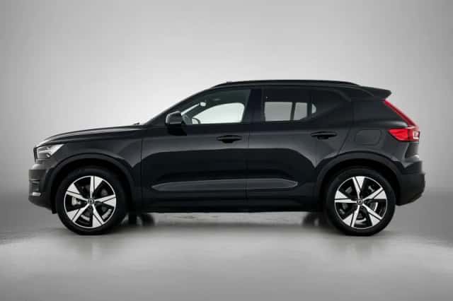 Volvo XC40 (2020) thumbnail 4