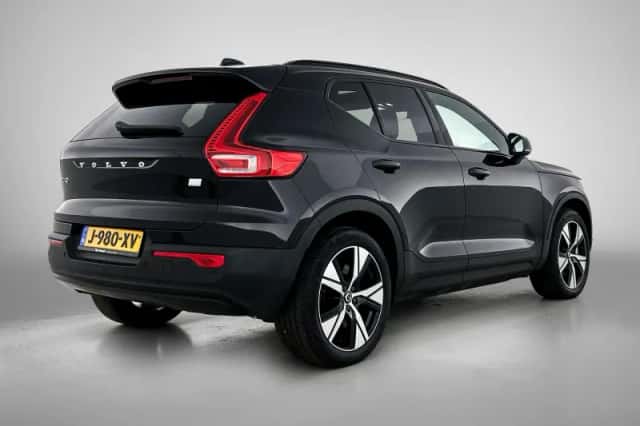 Volvo XC40 (2020) thumbnail 6