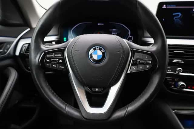 BMW 5-Serie (2021) thumbnail 3