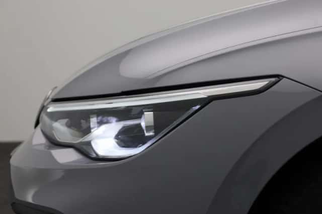 Volkswagen Golf (2023) thumbnail 16