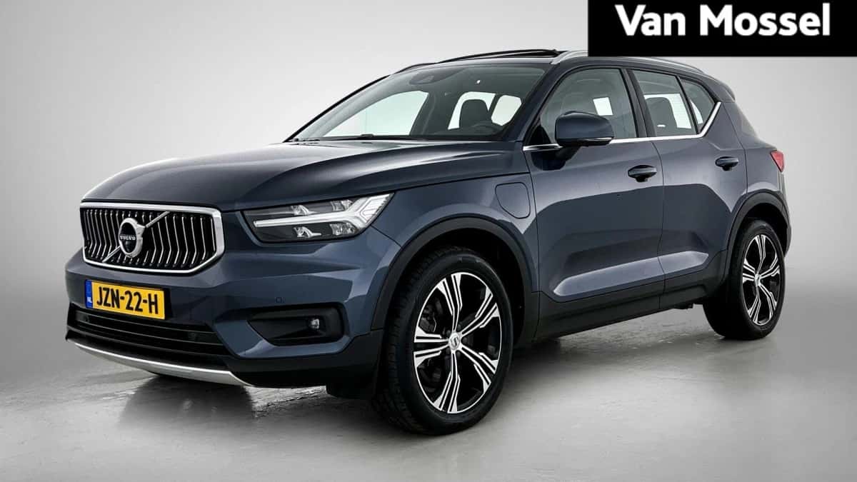 Volvo XC40 — foto 1