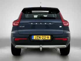 Volvo XC40 thumbnail 4