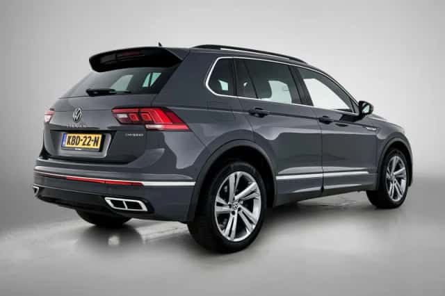 Volkswagen Tiguan (2022) thumbnail 6