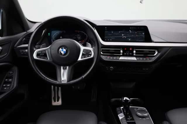 BMW 1-Serie (2022) thumbnail 3