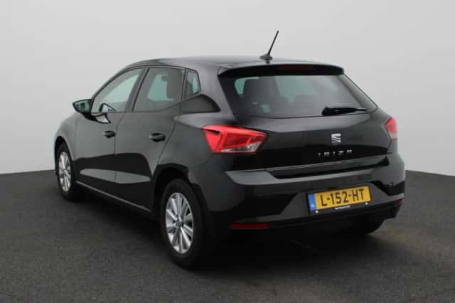 SEAT Ibiza (2021) thumbnail 3