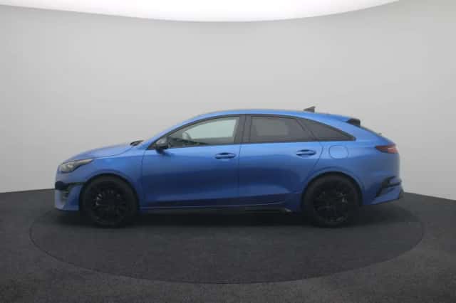 Kia Proceed (2024) thumbnail 6