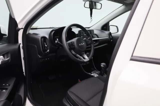 Kia Picanto (2022) thumbnail 22