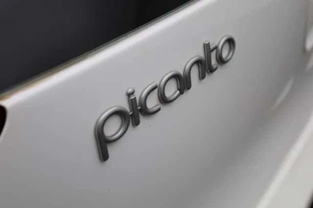 Kia Picanto (2022) thumbnail 23