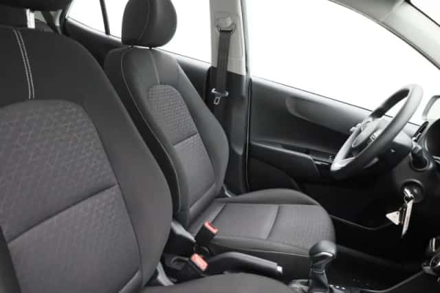 Kia Picanto (2022) thumbnail 25