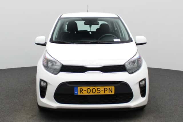 Kia Picanto (2022) thumbnail 4