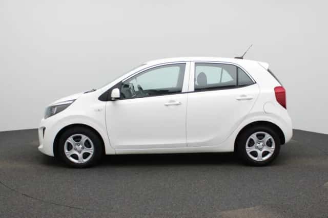 Kia Picanto (2022) thumbnail 5
