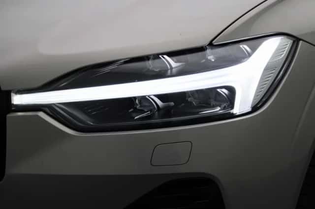 Volvo XC60 (2022) thumbnail 14