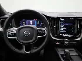 Volvo XC60 thumbnail 3