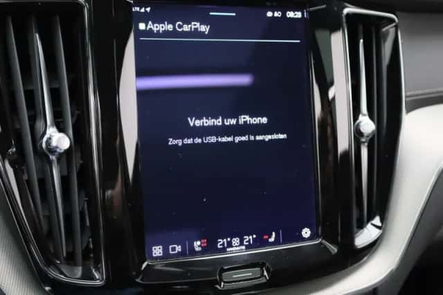 Volvo XC60 (2022) thumbnail 24