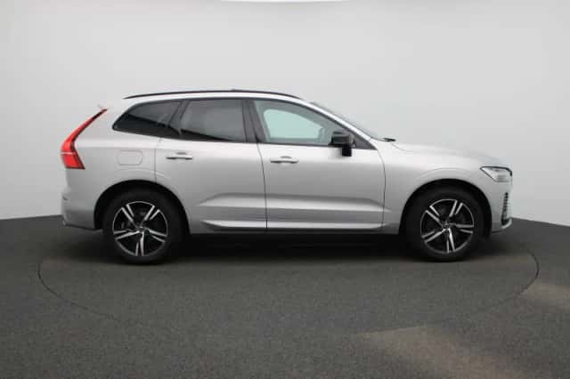 Volvo XC60 (2022) thumbnail 8