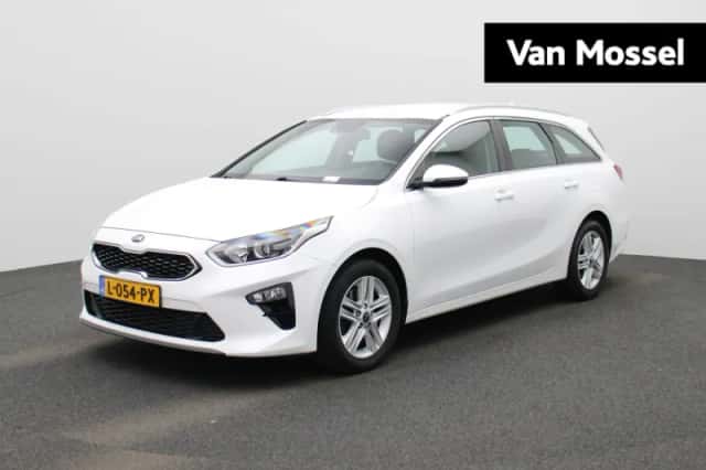 Kia Ceed Sportswagon (2021) thumbnail 1