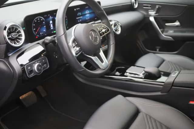 Mercedes-Benz CLA-Klasse (2023) thumbnail 3