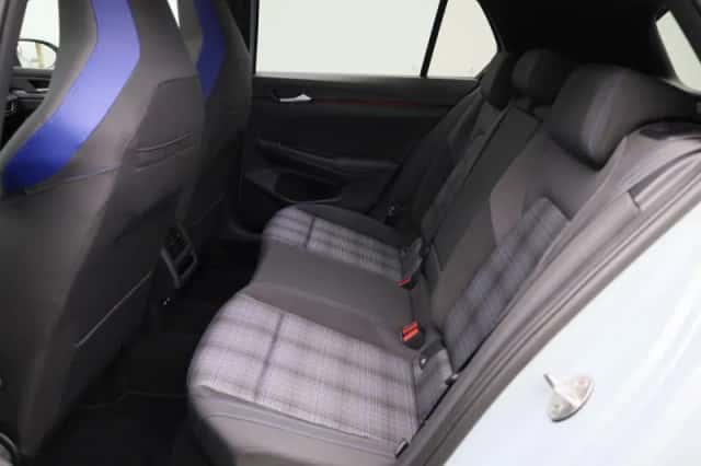 Volkswagen Golf (2024) thumbnail 13