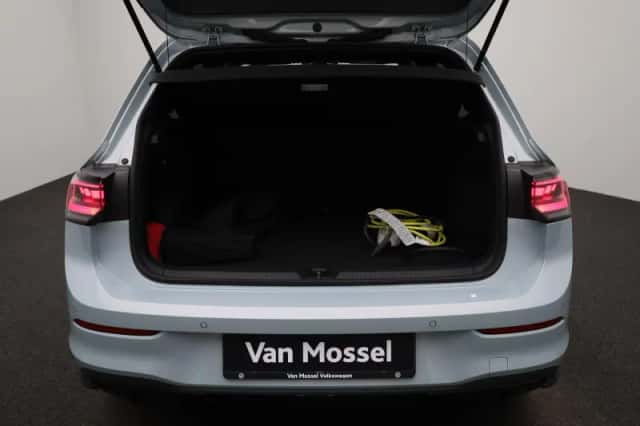 Volkswagen Golf (2024) thumbnail 14